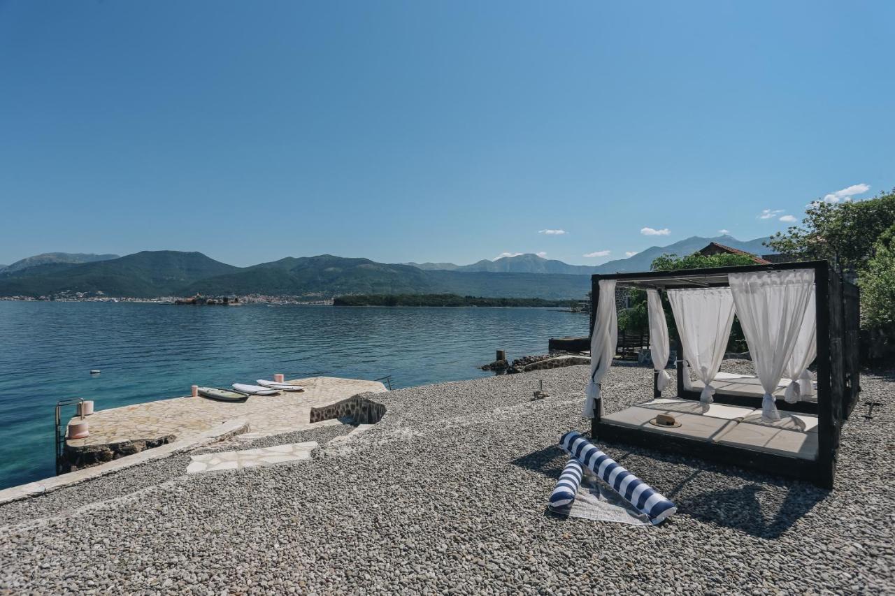 Villa Semiramis Tivat Exterior photo