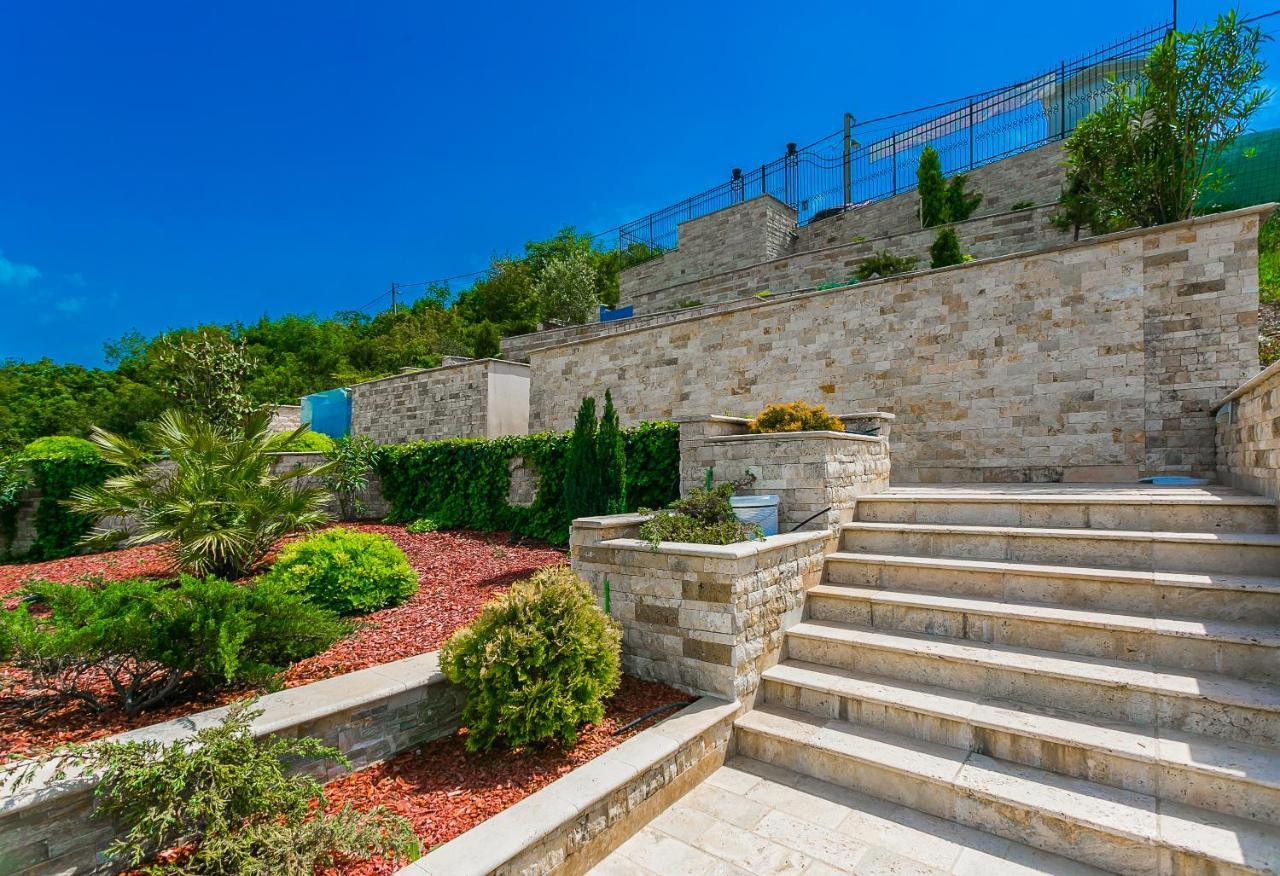 Villa Semiramis Tivat Exterior photo